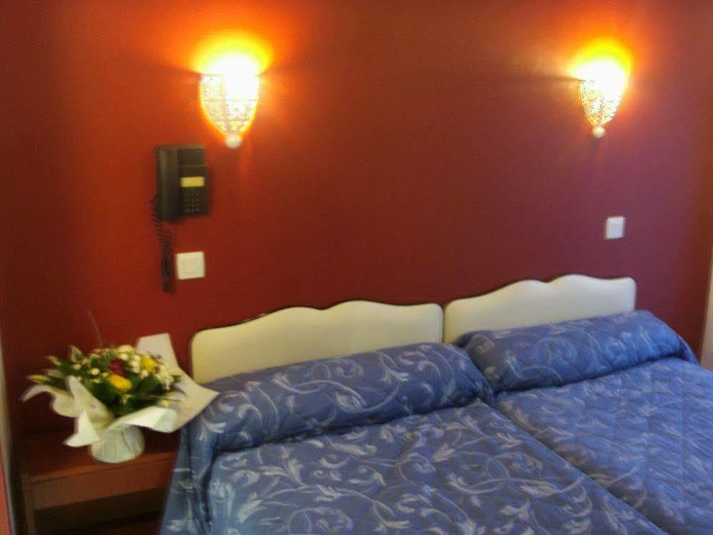 Hotel Ocean Лурд Номер фото